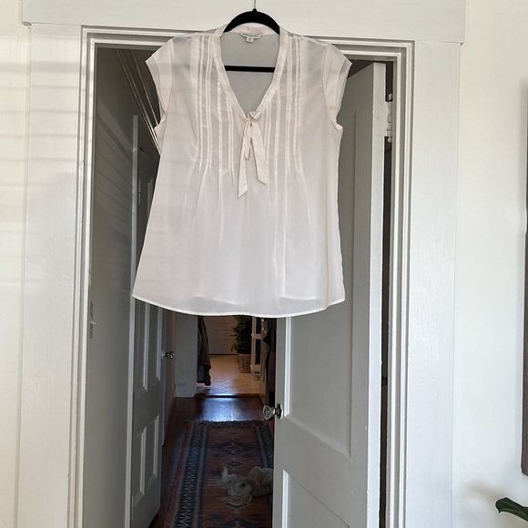 Banana Republic blouse - Picture 2 of 4